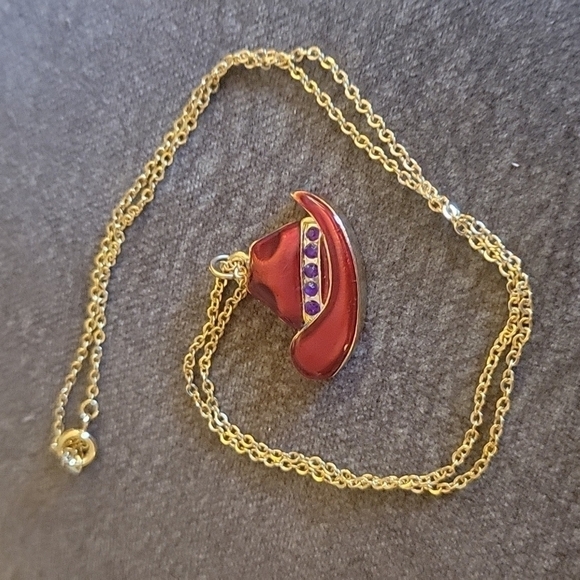 5/$25 Red Hat Society Pendant Chain Necklace - Picture 2 of 4